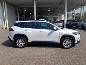 Toyota Corolla Cross 1.8 Hybrid XS - Image 3