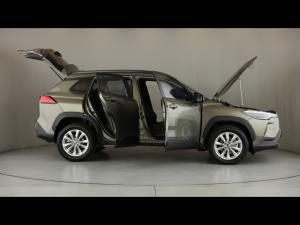 Toyota Corolla Cross 1.8 XS - Image 15