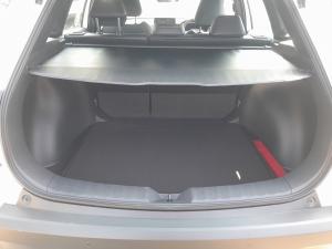 Toyota Corolla Cross 1.8 Hybrid XR - Image 18
