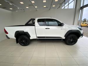 Toyota Hilux 2.8GD-6 Xtra cab Legend auto - Image 3