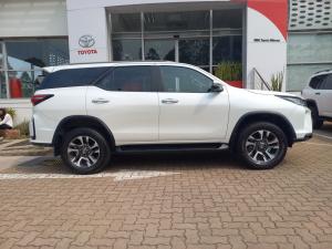 Toyota Fortuner 2.8GD-6 VX - Image 3