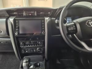 Toyota Fortuner 2.8 GD-6 4X4 VX automatic - Image 14
