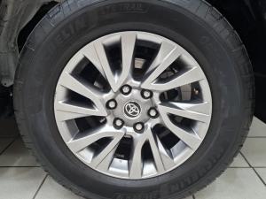 Toyota Fortuner 2.8 GD-6 4X4 VX automatic - Image 16