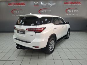 Toyota Fortuner 2.8 GD-6 4X4 VX automatic - Image 2