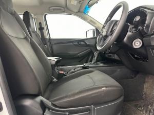 Isuzu D-MAX 1.9 Ddi HR L automatic D/C - Image 12