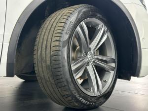 Volkswagen Tiguan 2.0 TDi Comfortline - Image 13