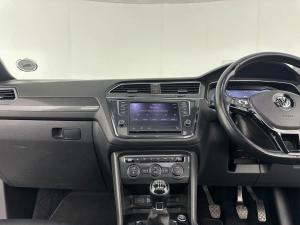 Volkswagen Tiguan 2.0 TDi Comfortline - Image 18