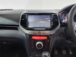 Mahindra XUV300 1.5TD W8 - Image 10