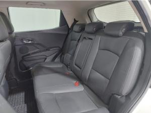 Mahindra XUV300 1.5TD W8 - Image 7