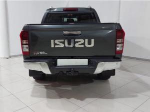 Isuzu KB 300D-Teq double cab 4x4 LX auto - Image 4