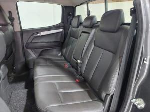 Isuzu KB 300D-Teq double cab 4x4 LX auto - Image 7