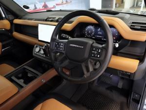Land Rover Defender 110 D300 X-Dynamic HSE - Image 19