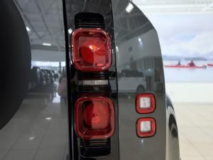 Land Rover Defender 110 D300 X-Dynamic HSE - Image 24