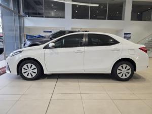 Toyota Corolla Quest 1.8 Plus auto - Image 3