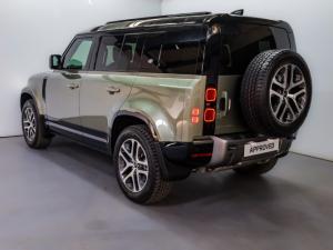 Land Rover Defender 110 D300 X-Dynamic HSE - Image 8