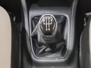 Renault Triber 1.0 Zen manual - Image 12