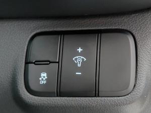 Hyundai Venue 1.0T Fluid auto - Image 12