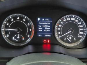Hyundai Venue 1.0T Fluid auto - Image 17