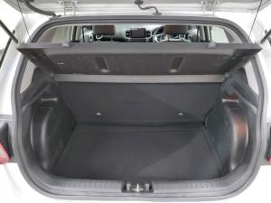 Hyundai Venue 1.0T Fluid auto - Image 7