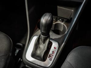 Volkswagen Polo Vivo hatch 1.6 Life - Image 18