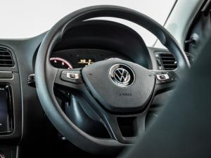 Volkswagen Polo Vivo hatch 1.6 Life - Image 19