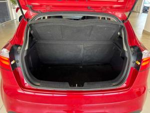 Kia Rio hatch 1.4 Tec - Image 10