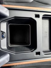 Land Rover Defender 110 D300 X - Image 12