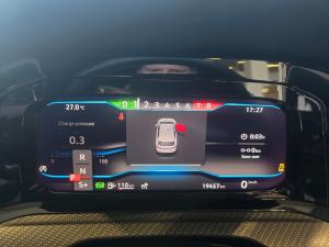 Volkswagen Golf R - Image 13