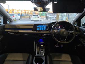 Volkswagen Golf R - Image 9