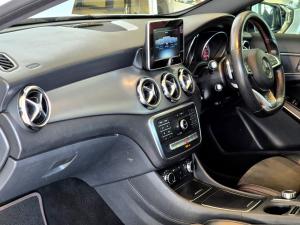 Mercedes-Benz GLA GLA200 auto - Image 13
