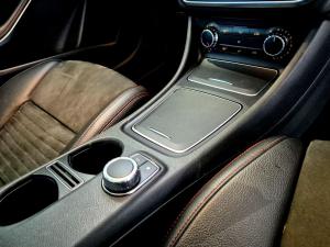 Mercedes-Benz GLA GLA200 auto - Image 16