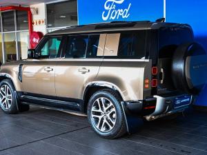 Land Rover Defender 110 D240 X-Dynamic SE - Image 7