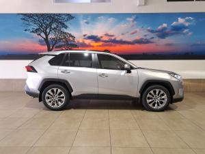Toyota RAV4 2.0 VX - Image 3