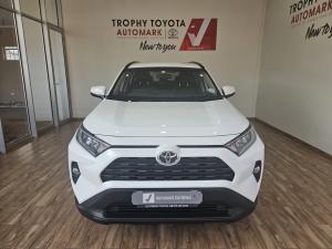 Toyota RAV4 2.0 GX auto - Image 4