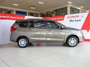 Toyota Rumion 1.5 SX manual - Image 3