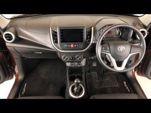 Toyota Vitz 1.0 XR manual - Image 6