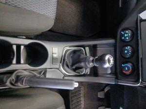 Toyota Corolla Quest 1.8 Plus manual - Image 11