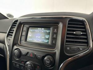 Jeep Grand Cherokee 3.0 CRD Laredo - Image 12