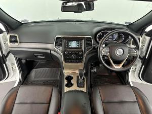 Jeep Grand Cherokee 3.0 CRD Laredo - Image 16