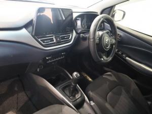 Suzuki Baleno 1.5 GLX manual - Image 10