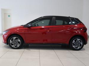 Hyundai i20 1.0T Fluid auto - Image 2