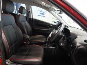 Hyundai i20 1.0T Fluid auto - Image 5