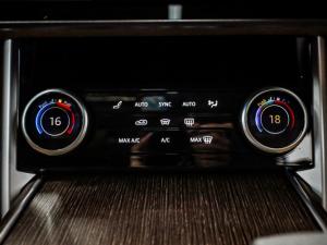 Land Rover Range Rover P530 Autobiography L - Image 16