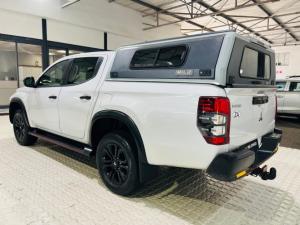 Mitsubishi Triton 2.4DI-D double cab 4x4 Athlete - Image 4