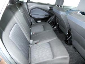 Toyota Starlet 1.5 XR manual - Image 6