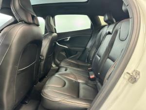 Volvo V40 Cross Country D4 Inscription - Image 13
