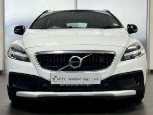 Volvo V40 Cross Country D4 Inscription - Image 2