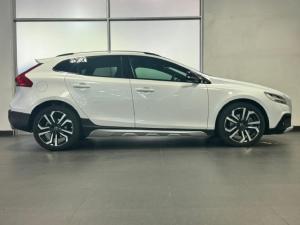 Volvo V40 Cross Country D4 Inscription - Image 6