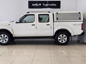 Nissan NP300 Hardbody 2.5TDi double cab 4x4 - Image 4