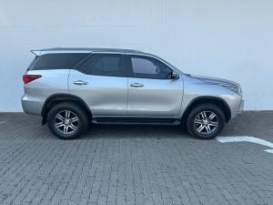 Toyota Fortuner 2.4GD-6 4x4 - Image 3
